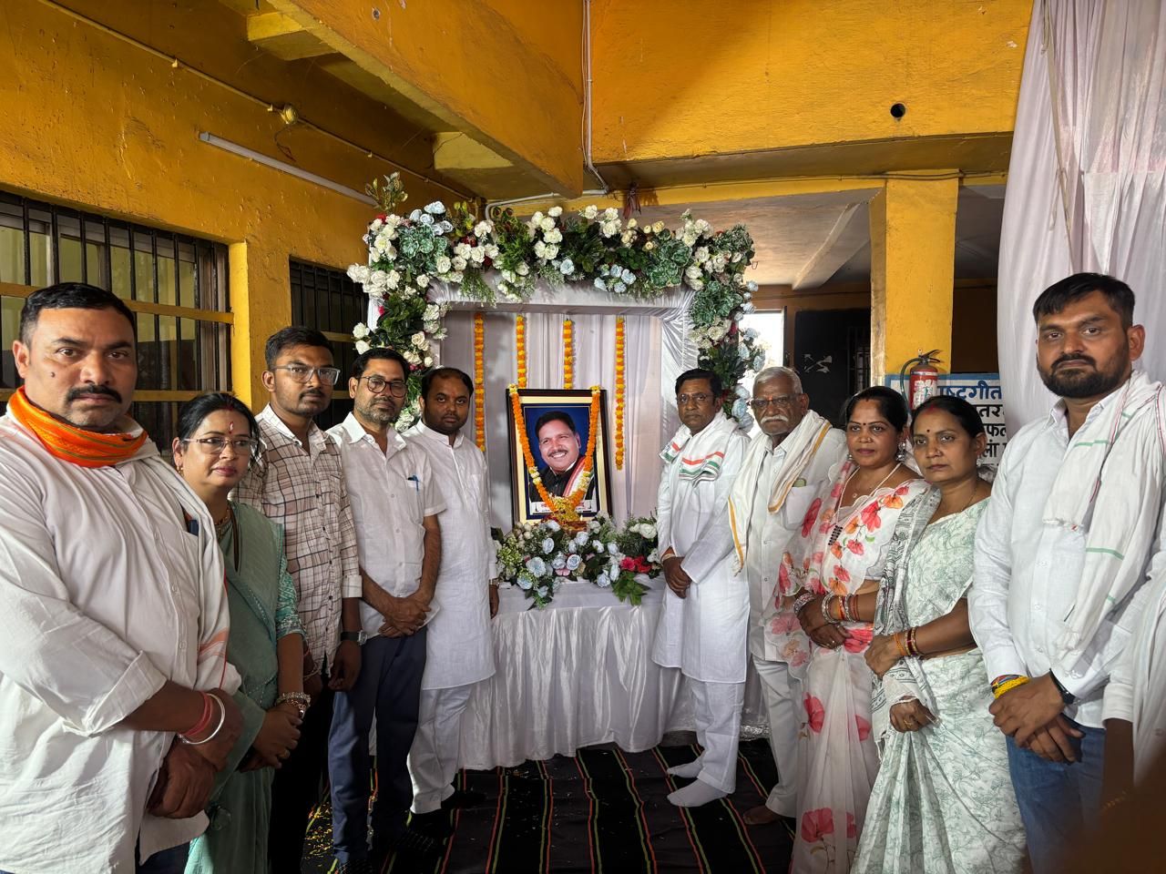 गुढ़ियारी में स्व. मेघराज साहू के दशगात्र कार्यक्रम में प्रदेशभर से पहुंचे समाजजन, दी भावभीनी श्रद्धांजलि