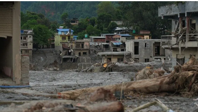 नेपाल में बाढ़ से तबाही, 586 शव बरामद, 2400 से ज्यादा लापता; राहत-बचाव अभियान तेज